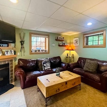 Aparthotel Boyne Mountain Getaway, Unit B Boyne Falls Exterior foto